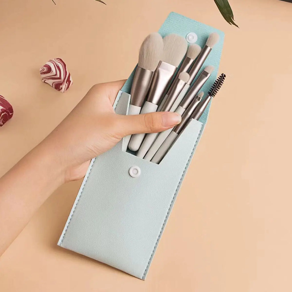 Cangzhou 13-Piece Soft Makeup Brush Set for Beauty