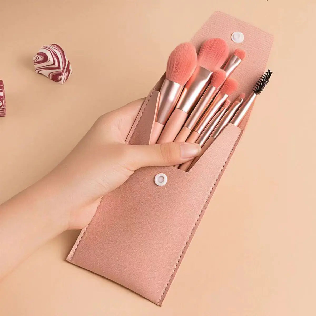 Cangzhou 13-Piece Soft Makeup Brush Set for Beauty