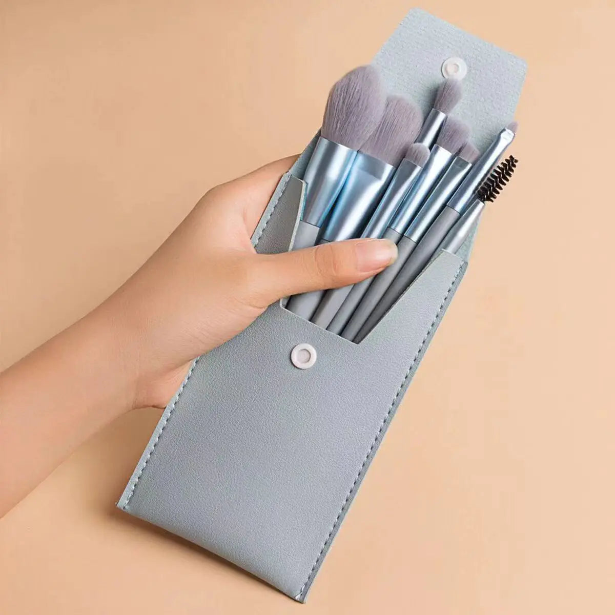 Cangzhou 13-Piece Soft Makeup Brush Set for Beauty